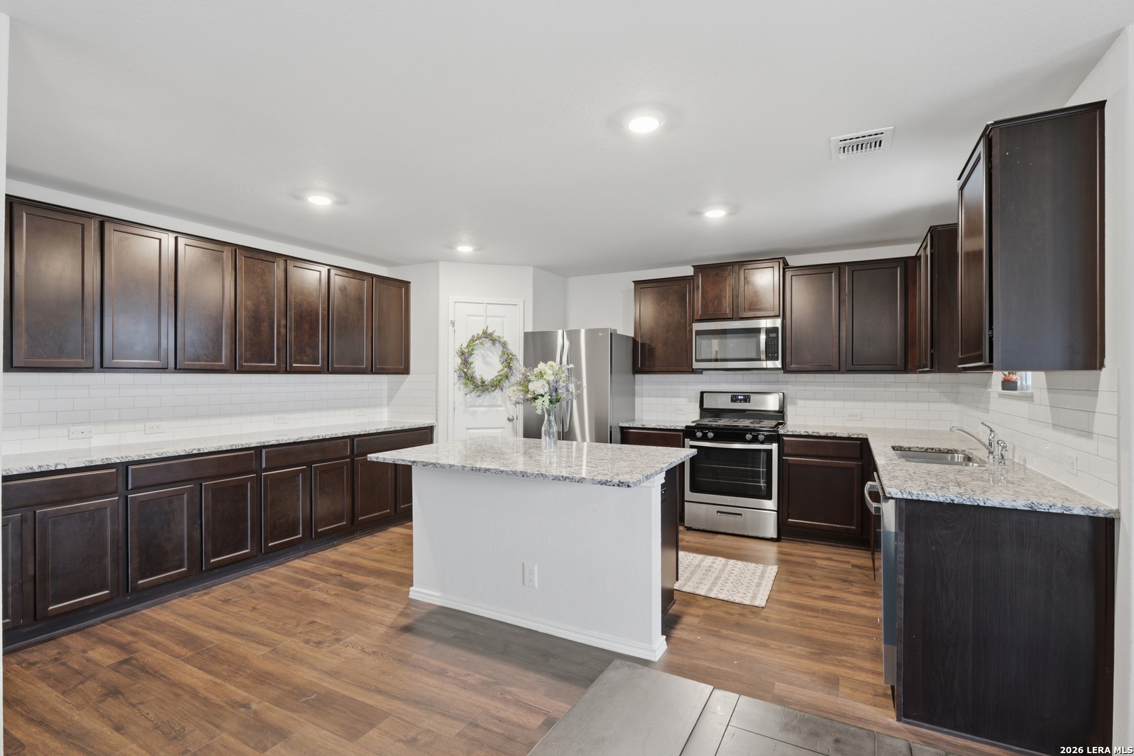 8151 Falcon Meadow Converse TX 78109