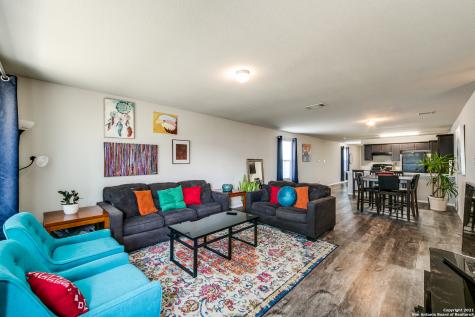 6014 Tina Park San Antonio TX 78242