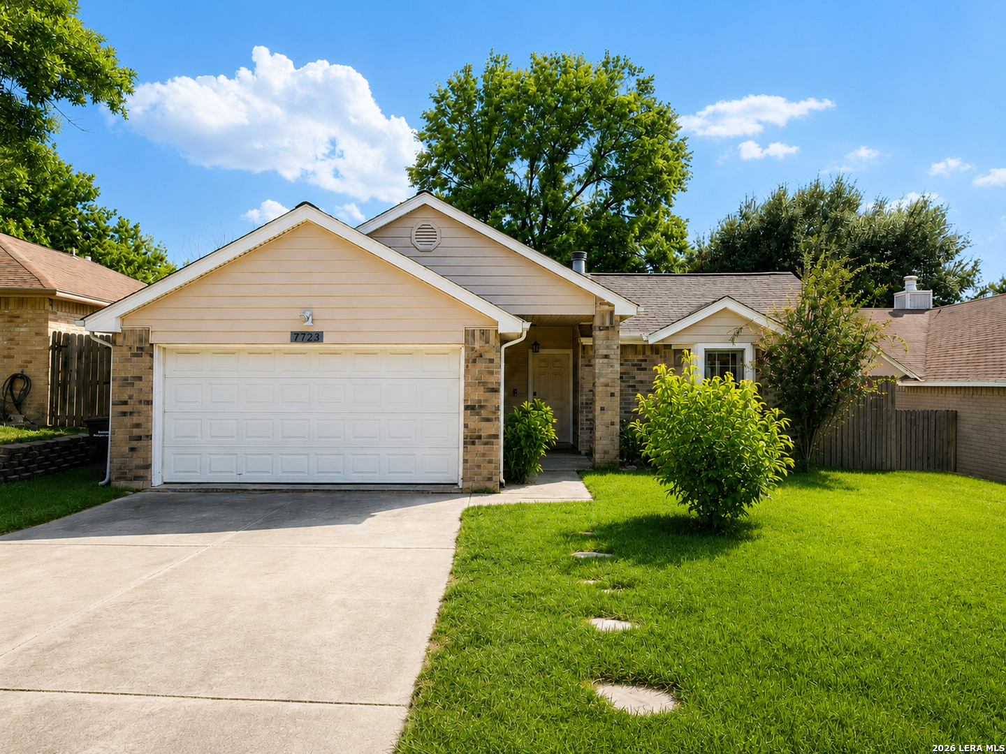 7723 Apple Green San Antonio TX 78240