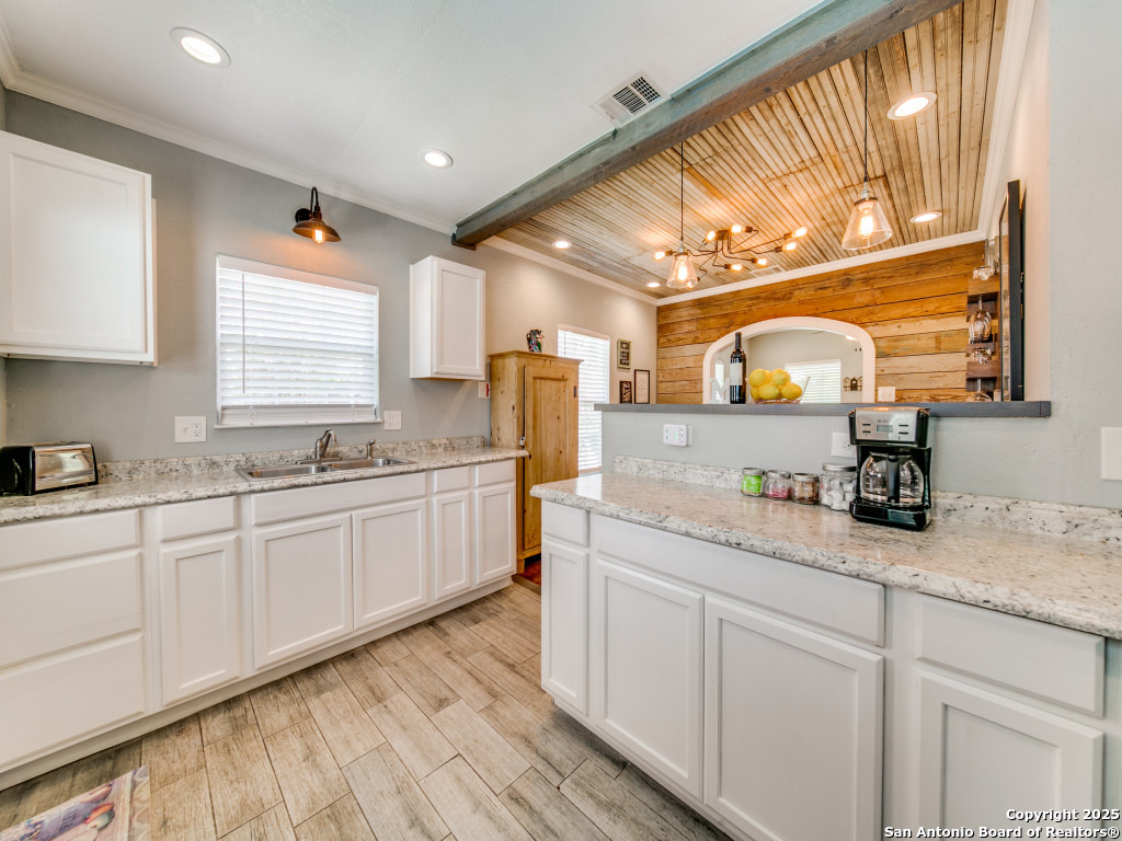 1402 Wyoming Street San Antonio TX 78203
