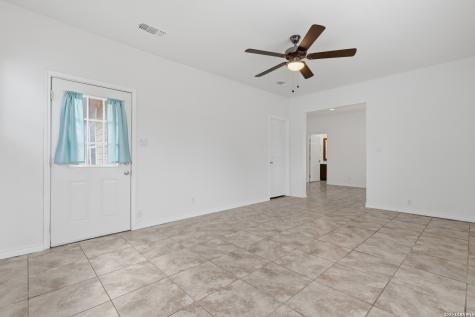 1030 W Winnipeg Avenue San Antonio TX 78225