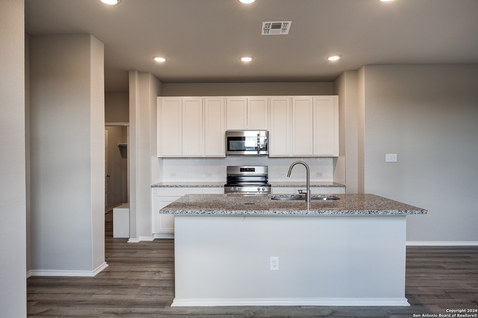 2506 Applewhite Meadow San Antonio TX 78224