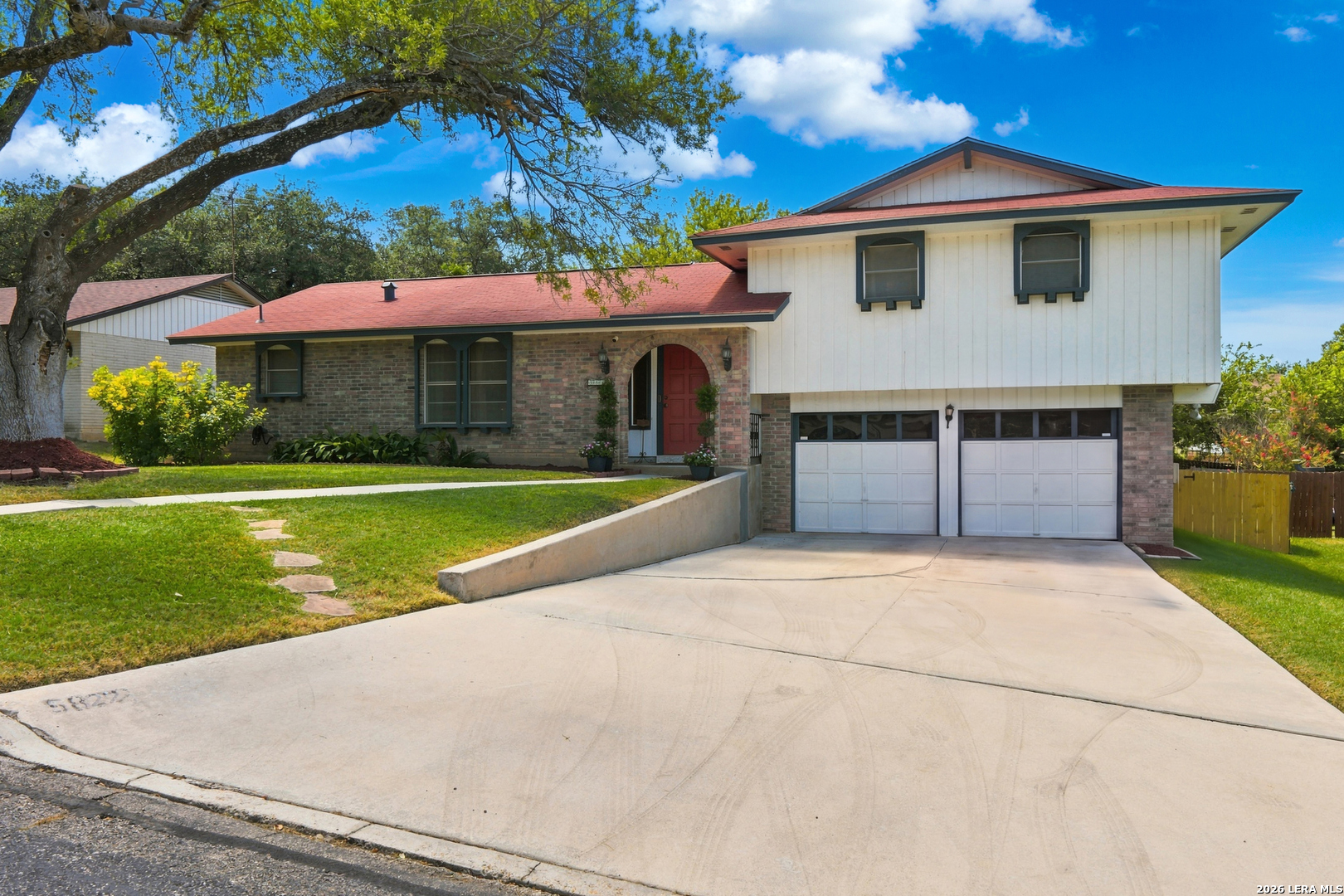 5822 Gomer Pyle San Antonio TX 78240