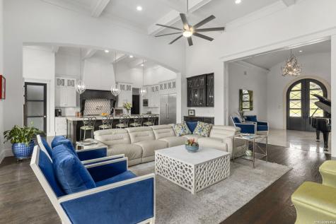 108 Peach Springs Boerne TX 78006