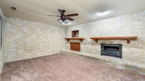 7626 Meadow Lawn San Antonio TX 78251