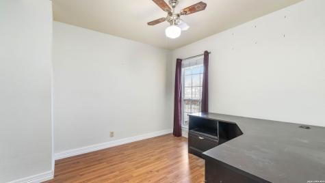 7626 Meadow Lawn San Antonio TX 78251