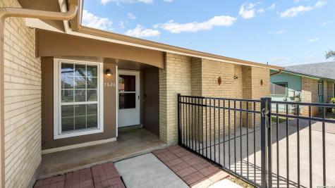 7626 Meadow Lawn San Antonio TX 78251