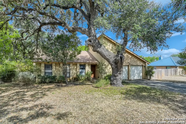 8823 Wellesley Manor Drive San Antonio TX 78240