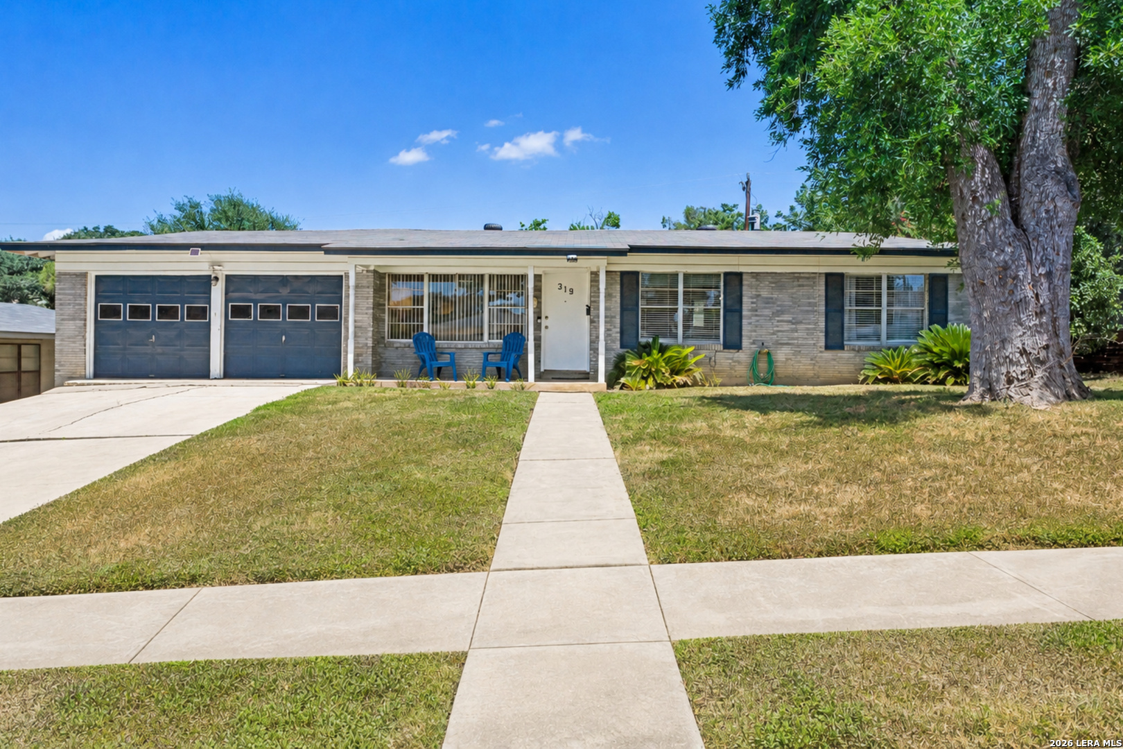 319 Redcliff Drive San Antonio TX 78216