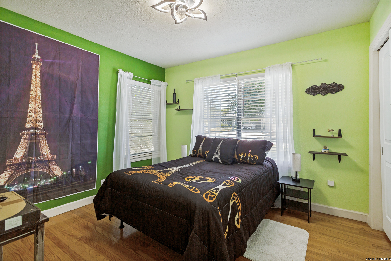 319 Redcliff Drive San Antonio TX 78216