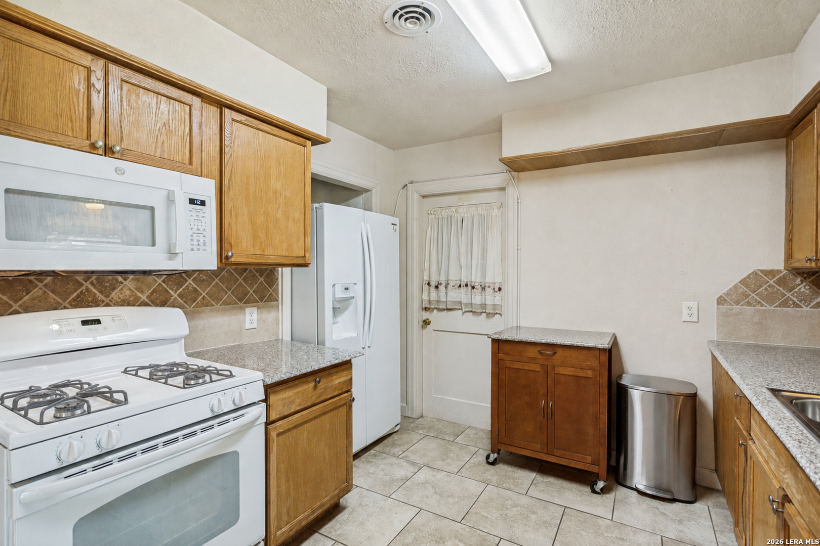 319 Redcliff Drive San Antonio TX 78216