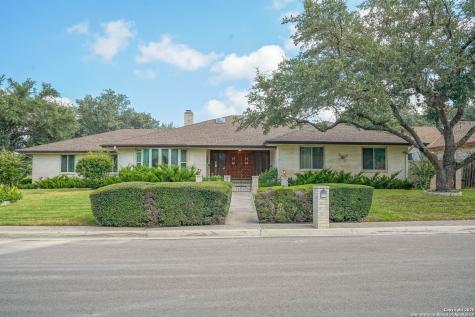 6303 Lakewood Park Windcrest TX 78239