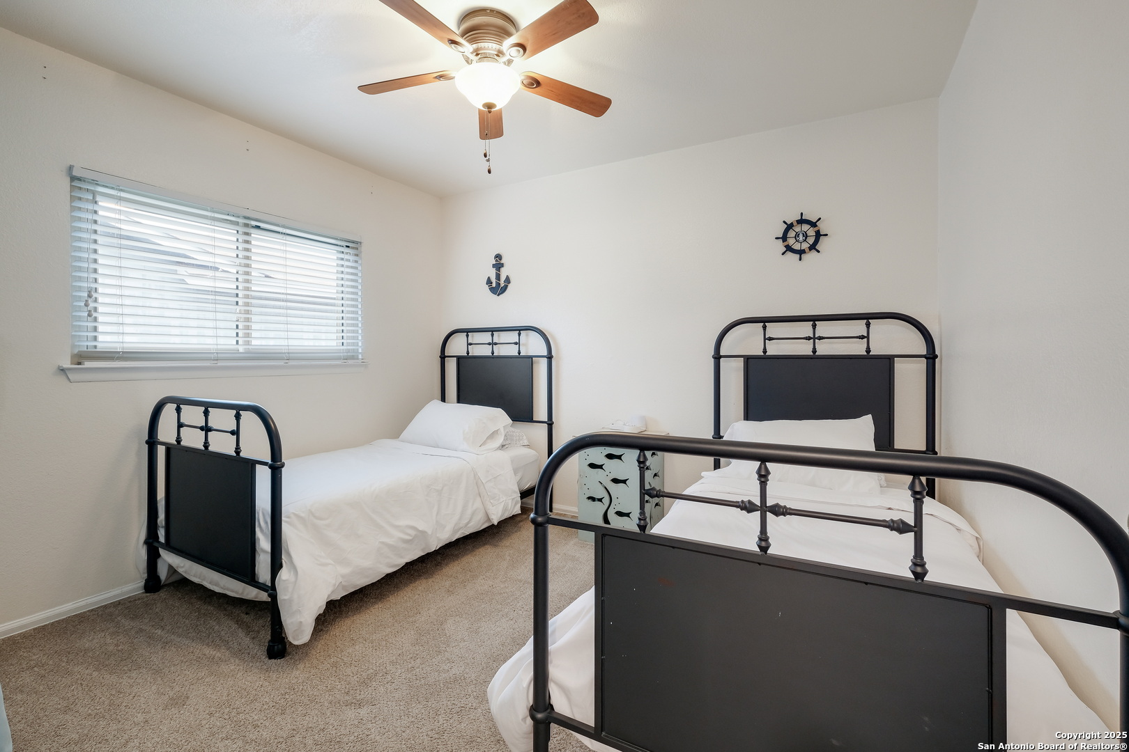 1009 Victoria Crossing San Antonio TX 78245