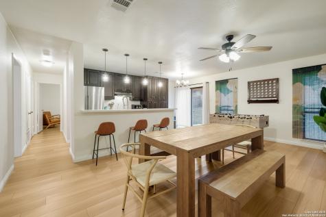 1009 Victoria Crossing San Antonio TX 78245