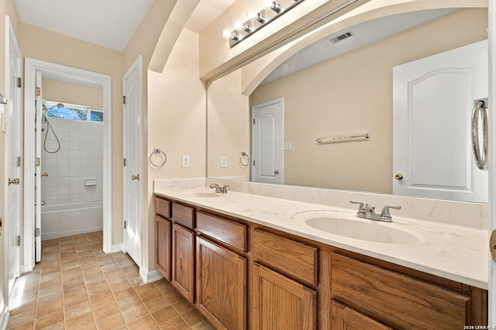34 Glen Canyon San Antonio TX 78258