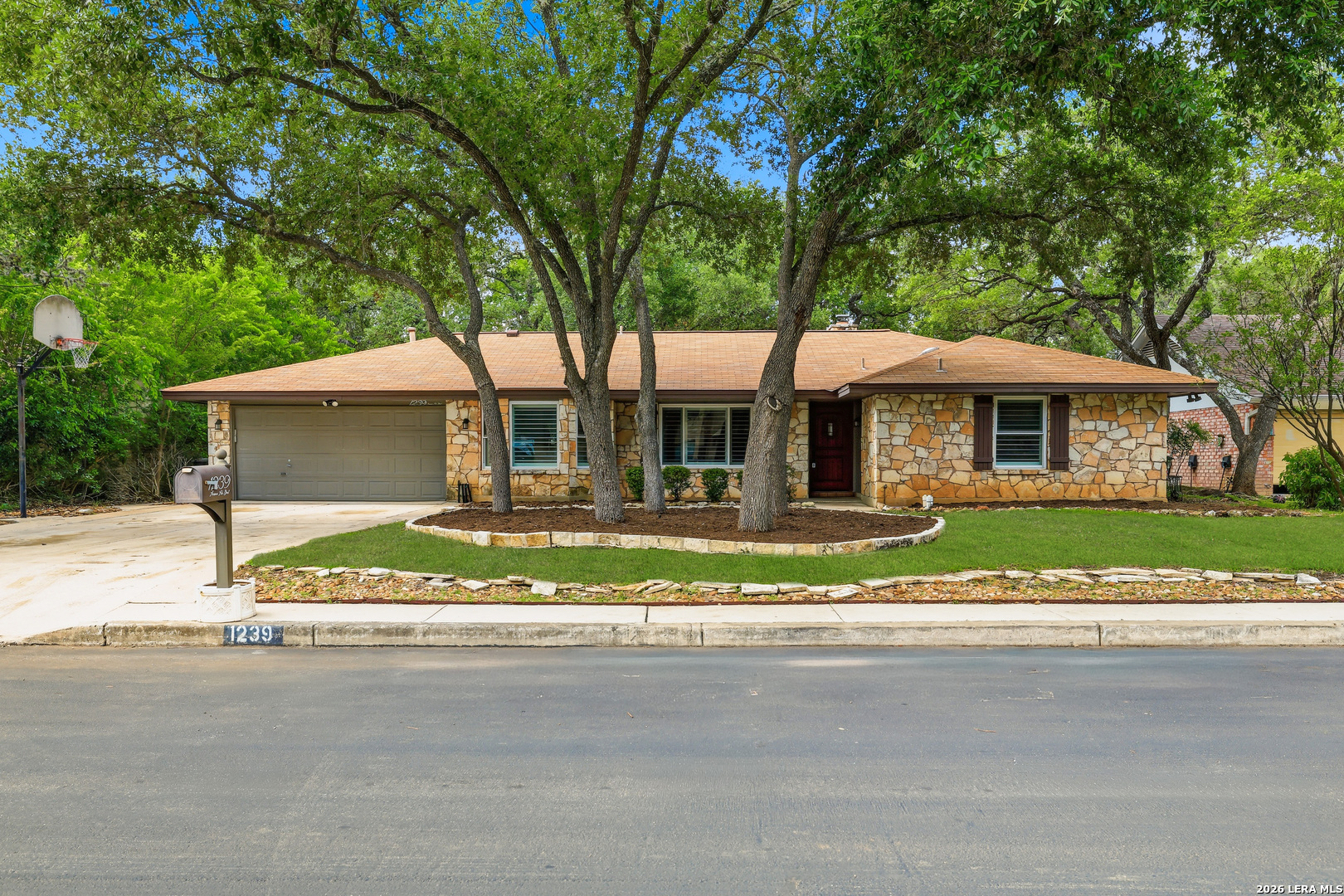 1239 Arizona Ash Street San Antonio TX 78232