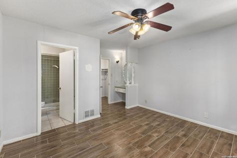 6711 Yellow Rose Street Leon Valley TX 78238