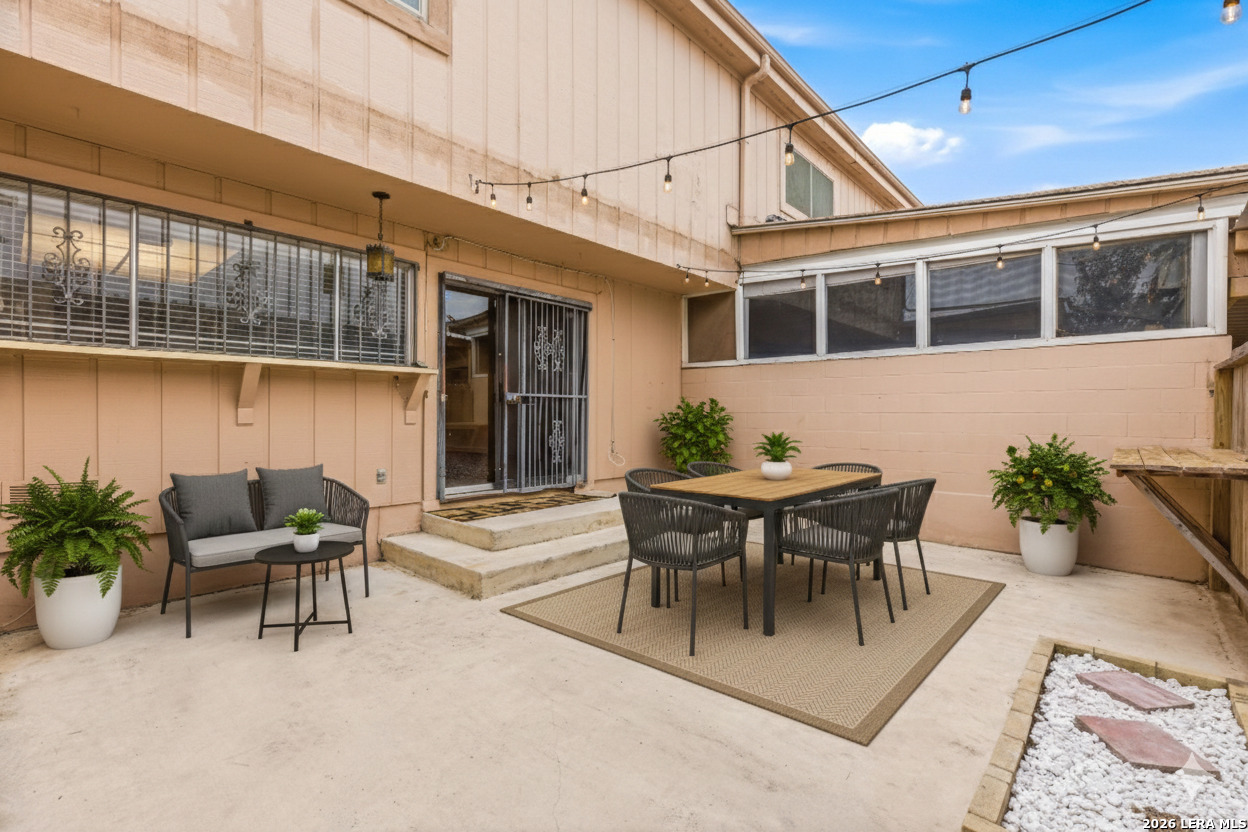 6746 Crown Ridge San Antonio TX 78239