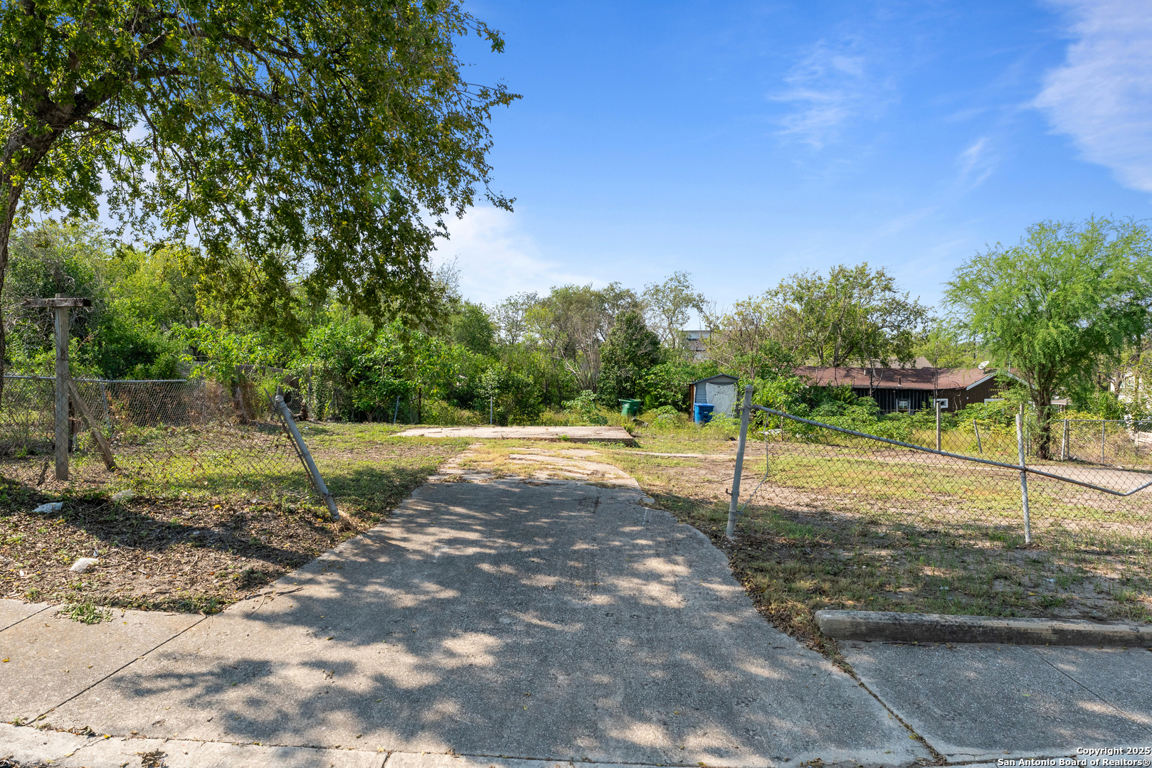 2658 E Commerce Street San Antonio TX 78203