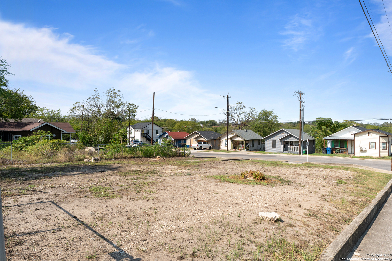 2658 E Commerce Street San Antonio TX 78203