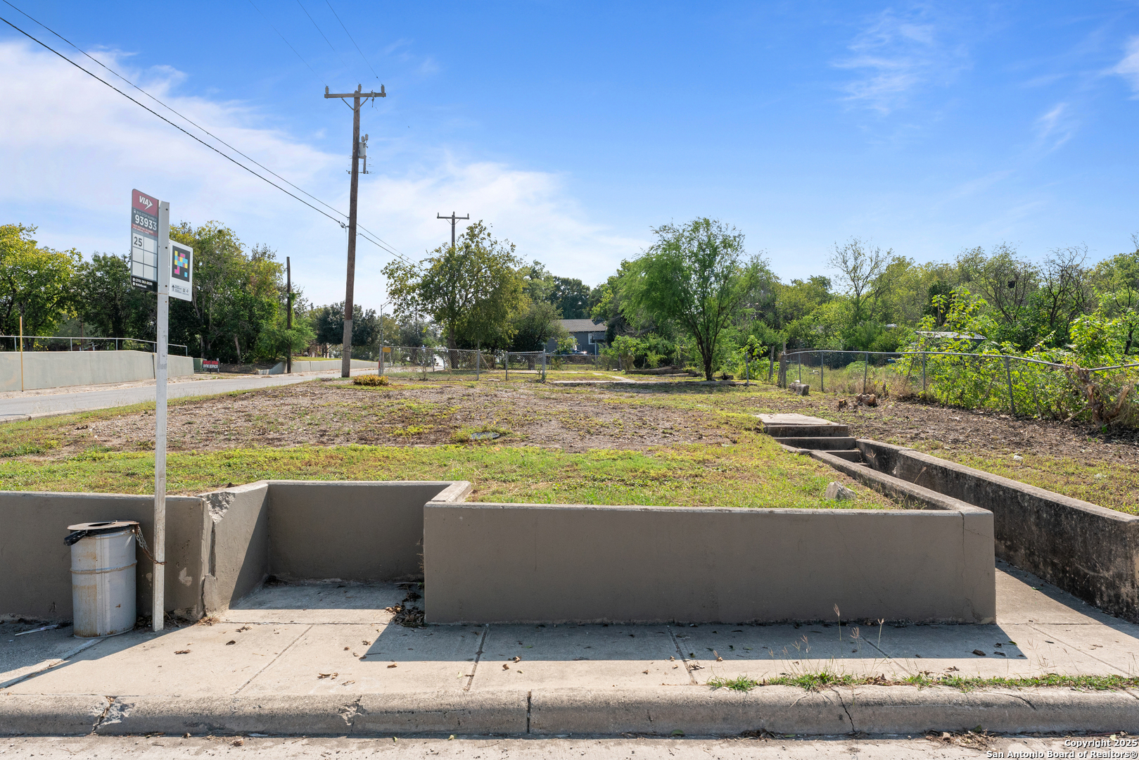 2658 E Commerce Street San Antonio TX 78203