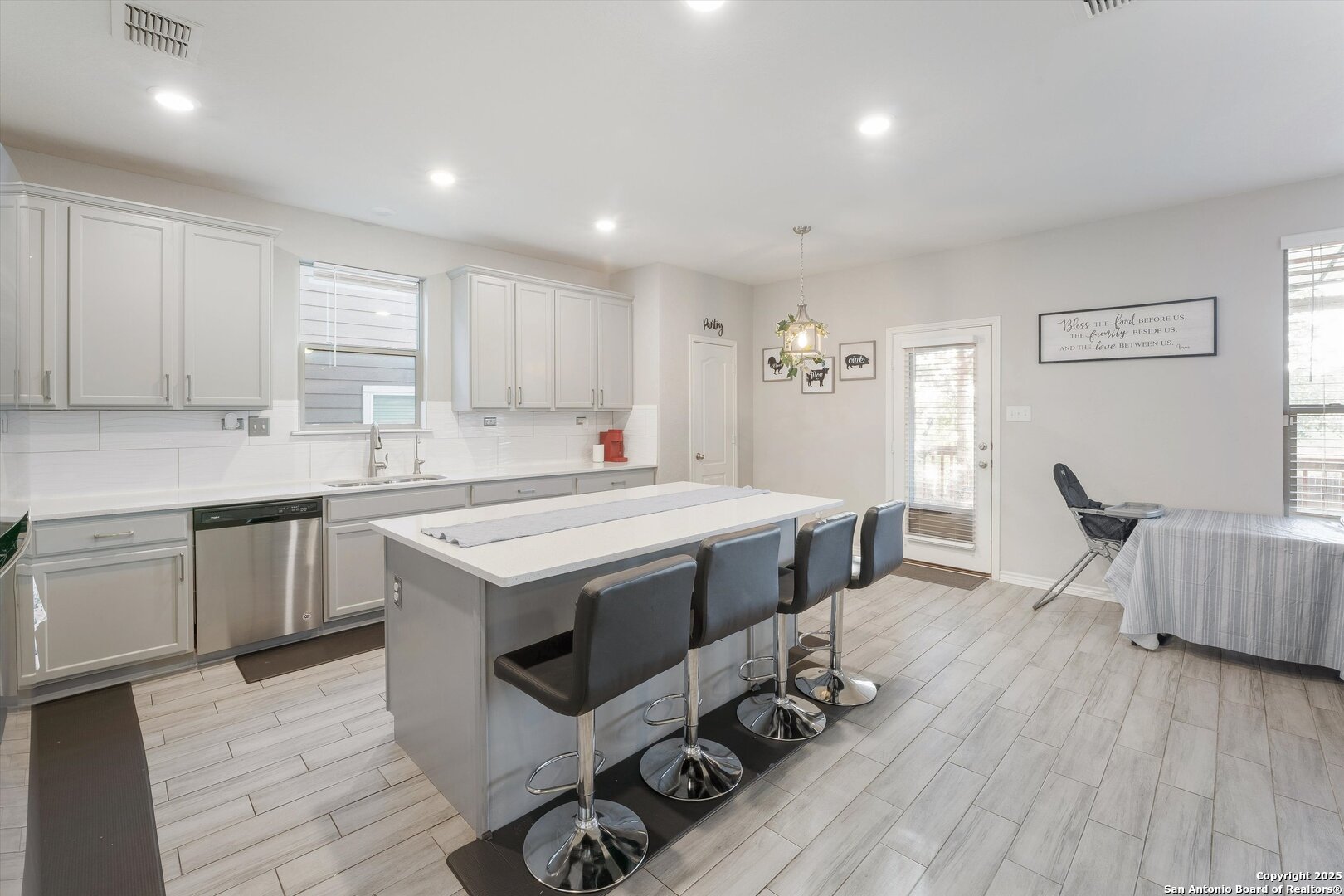 1623 Iron Creek San Antonio TX 78245