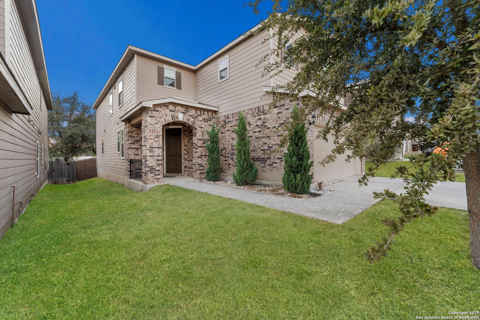 1623 Iron Creek San Antonio TX 78245