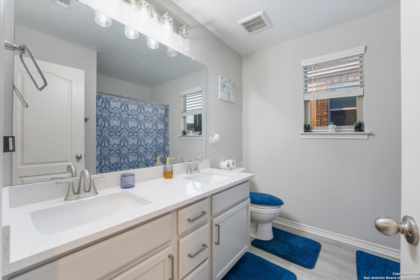 1623 Iron Creek San Antonio TX 78245