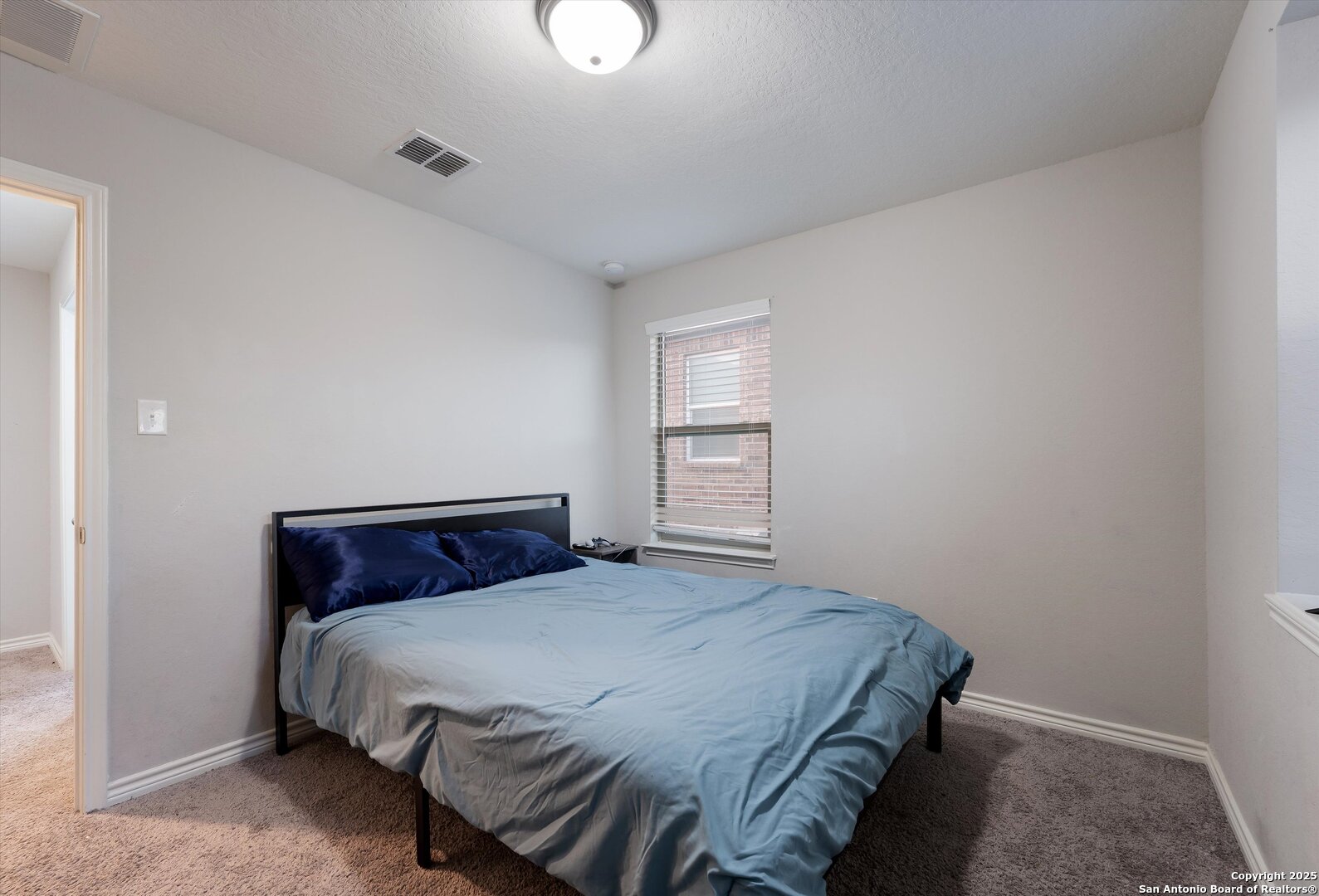 1623 Iron Creek San Antonio TX 78245