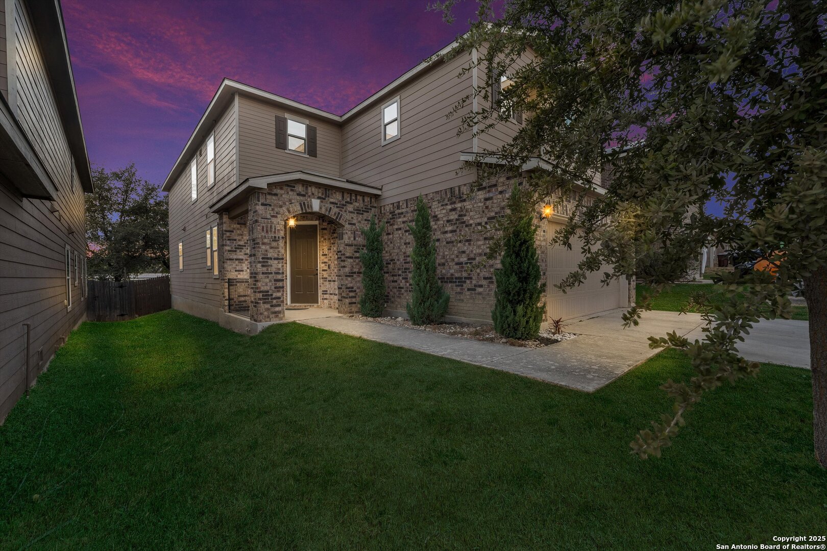 1623 Iron Creek San Antonio TX 78245