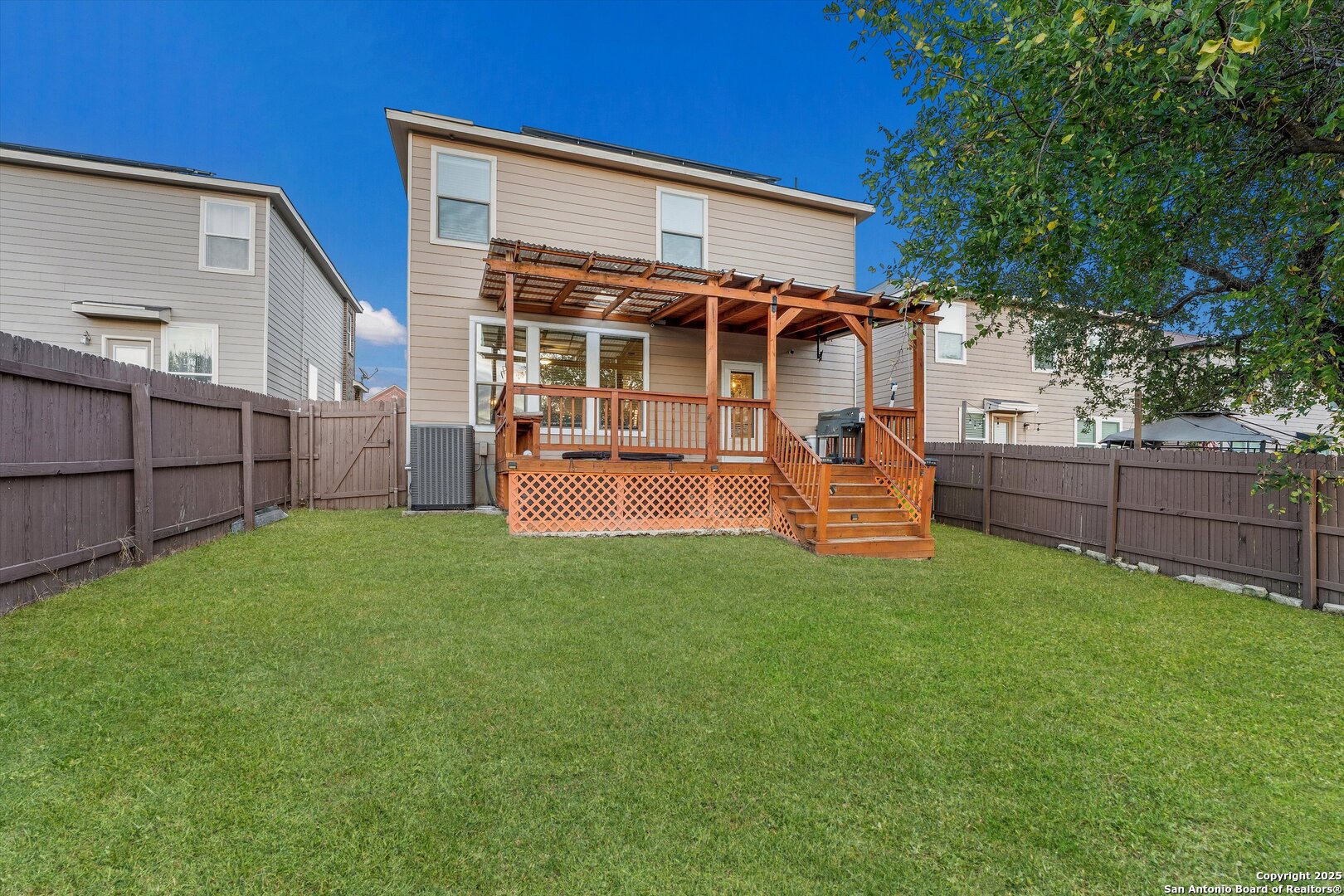 1623 Iron Creek San Antonio TX 78245