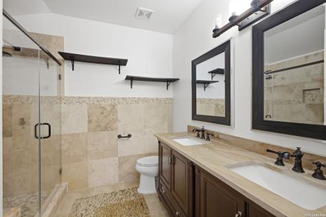 21810 Goldcrest San Antonio TX 78260