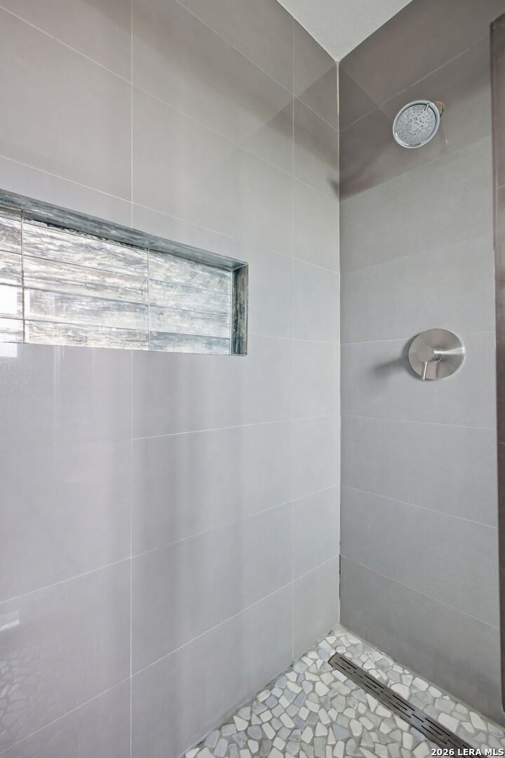 21810 Goldcrest San Antonio TX 78260