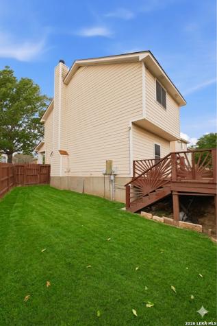 21810 Goldcrest San Antonio TX 78260