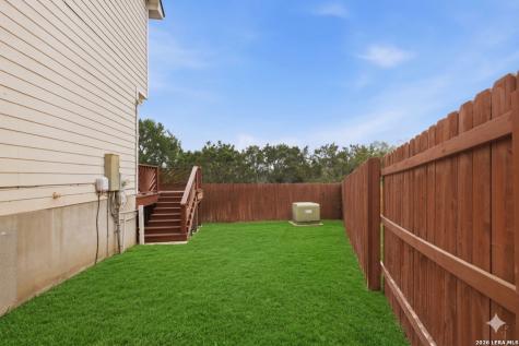 21810 Goldcrest San Antonio TX 78260