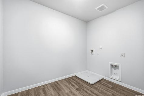 2222 Dry Moss Way San Antonio TX 78224