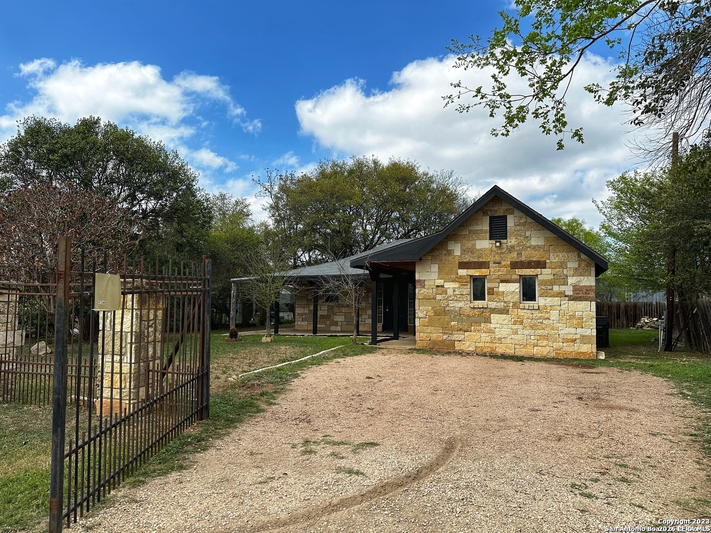 10B Fm 473 Comfort TX 78013