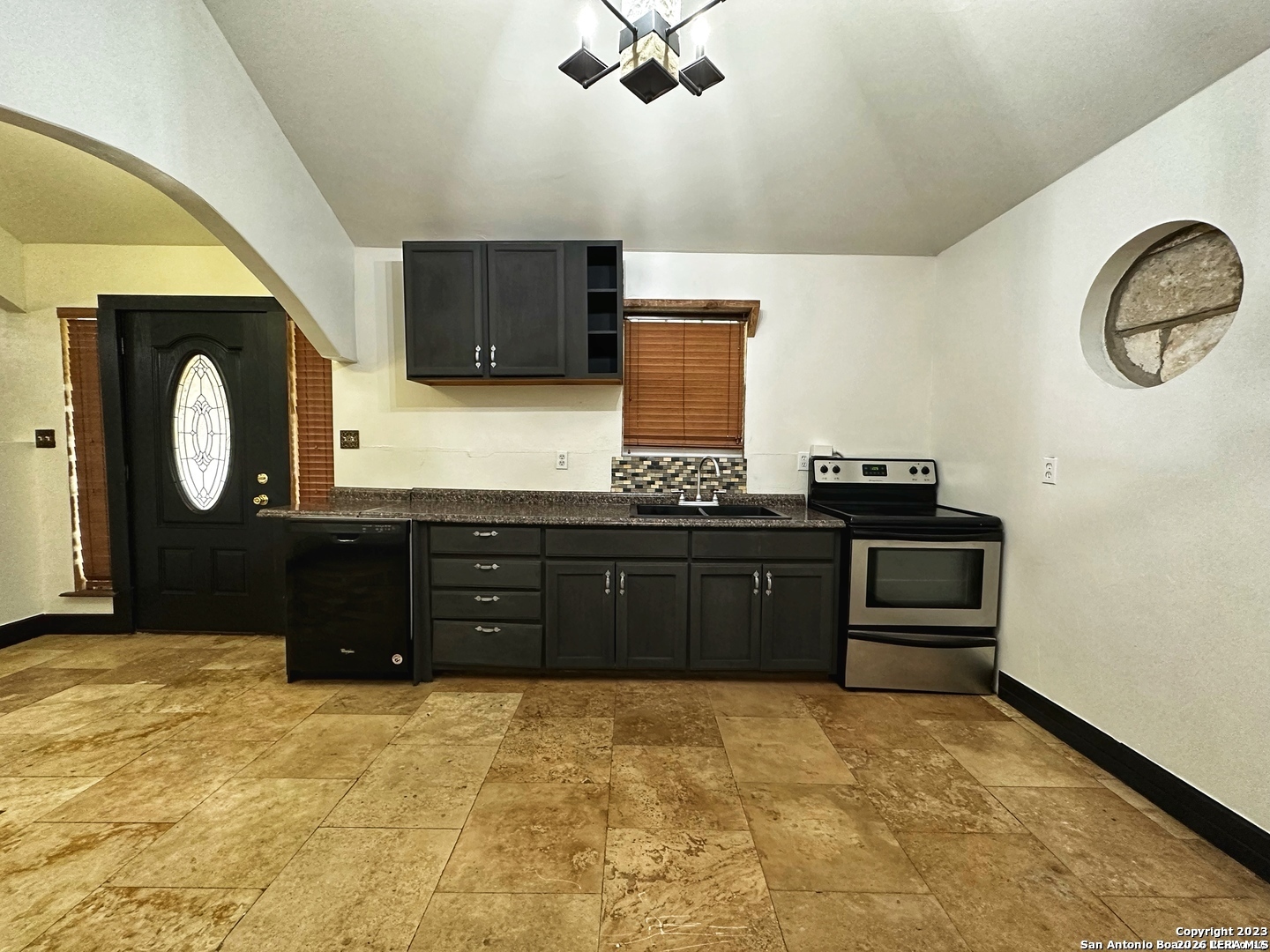 10B Fm 473 Comfort TX 78013