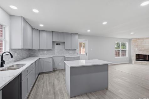 1237 Pelican Place New Braunfels TX 78130
