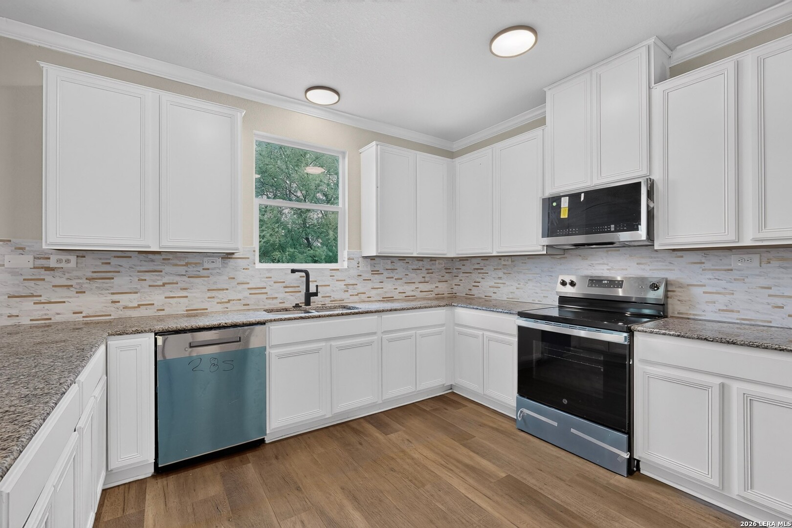 203 Pleasanton Springs San Antonio TX 78221