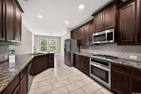 12715 Canadian River San Antonio TX 78253