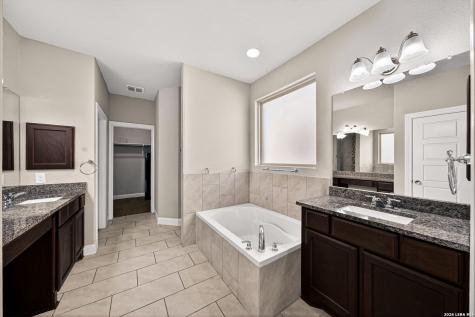 12715 Canadian River San Antonio TX 78253