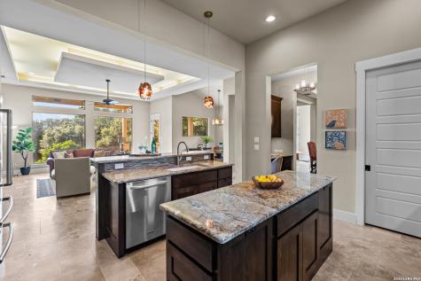 41 Woodland View Fair Oaks Ranch TX 78015