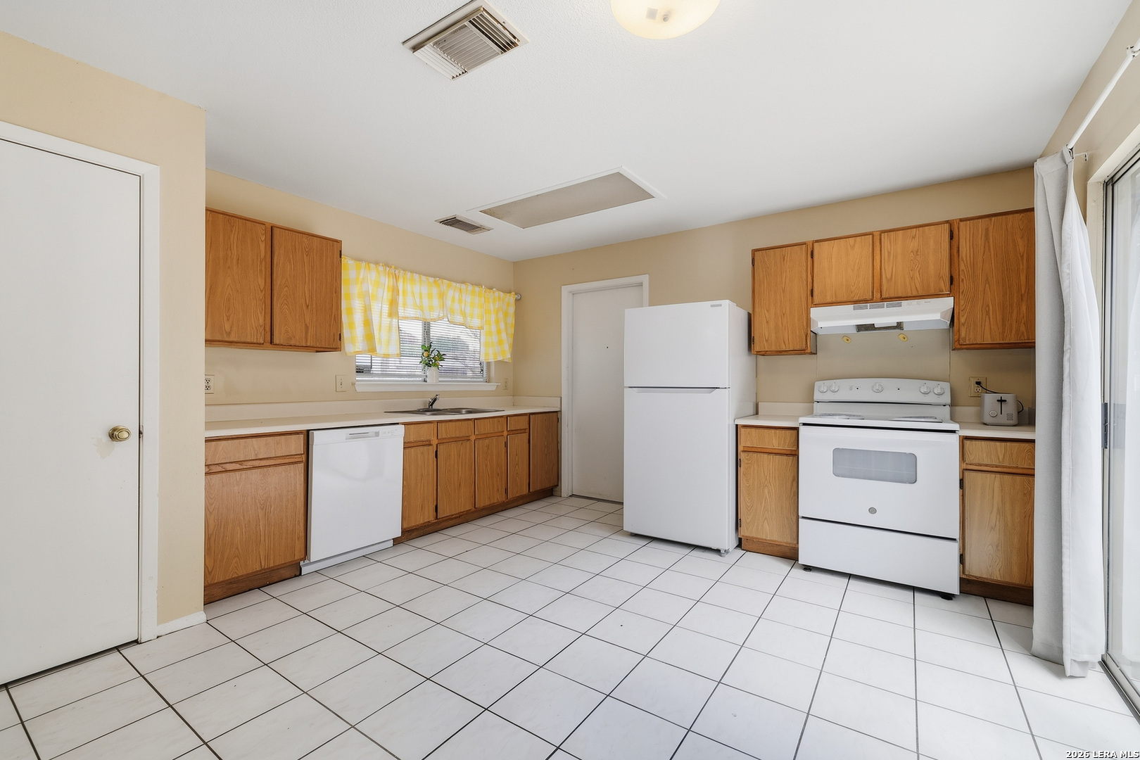 9982 Misty Plain Drive San Antonio TX 78245