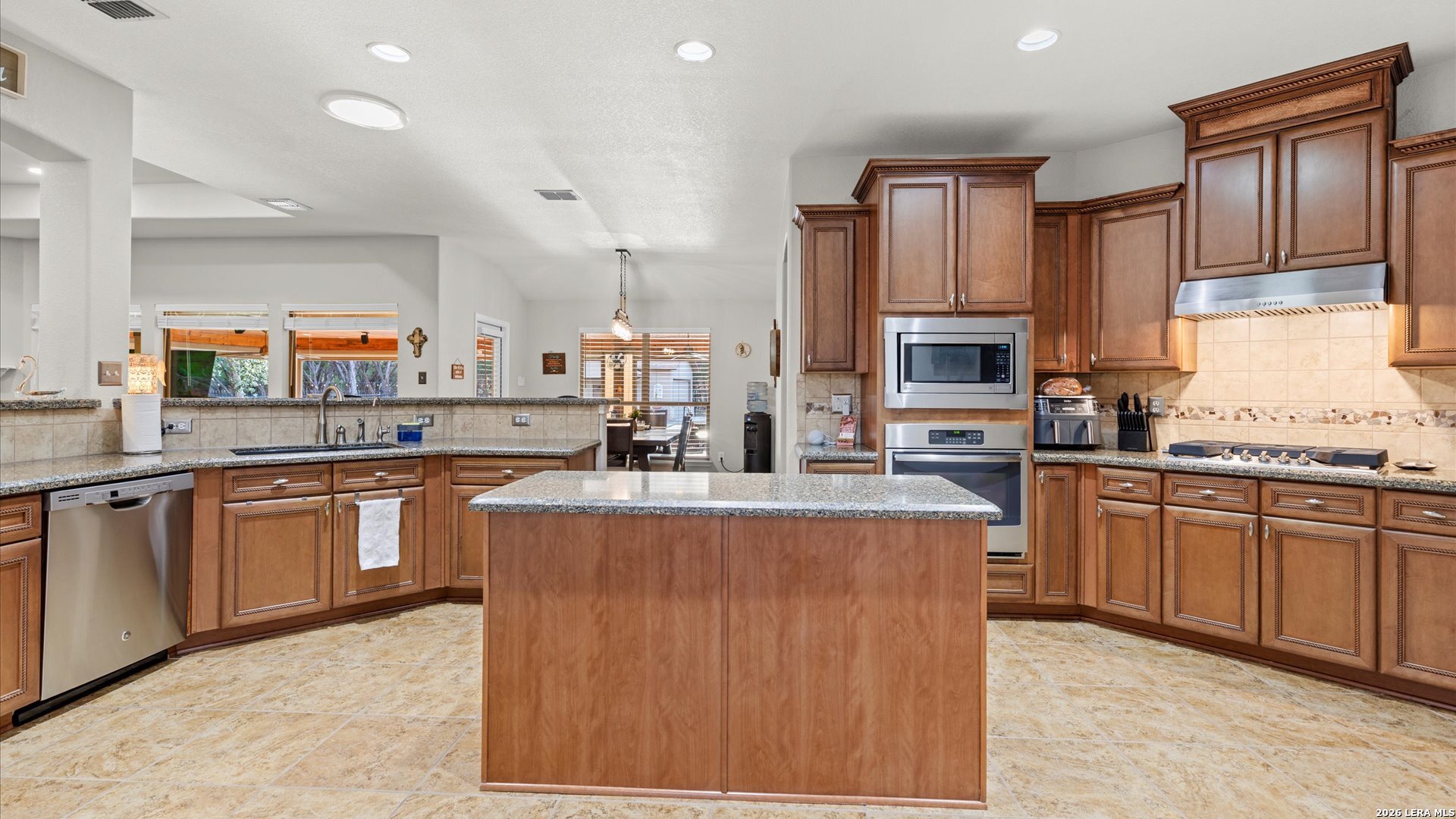 27511 Fels Mauer Boulevard New Braunfels TX 78132