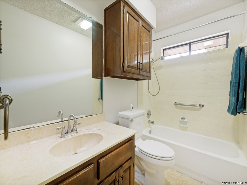 812 Robert Derrick Drive Schertz TX 78154