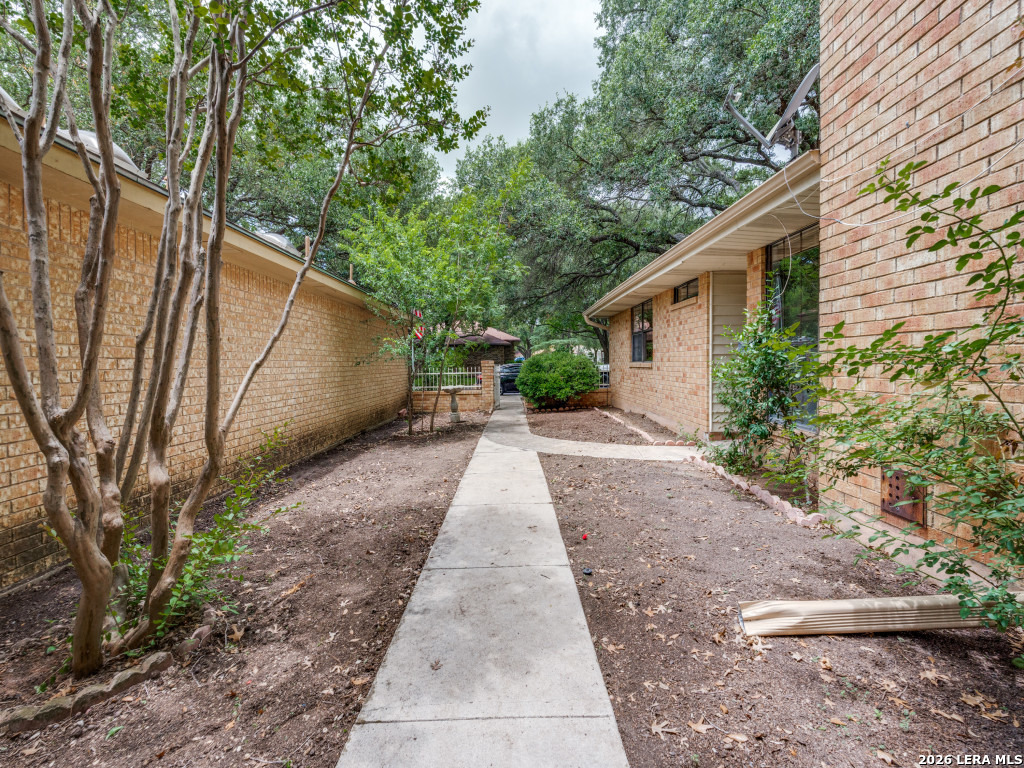 812 Robert Derrick Drive Schertz TX 78154