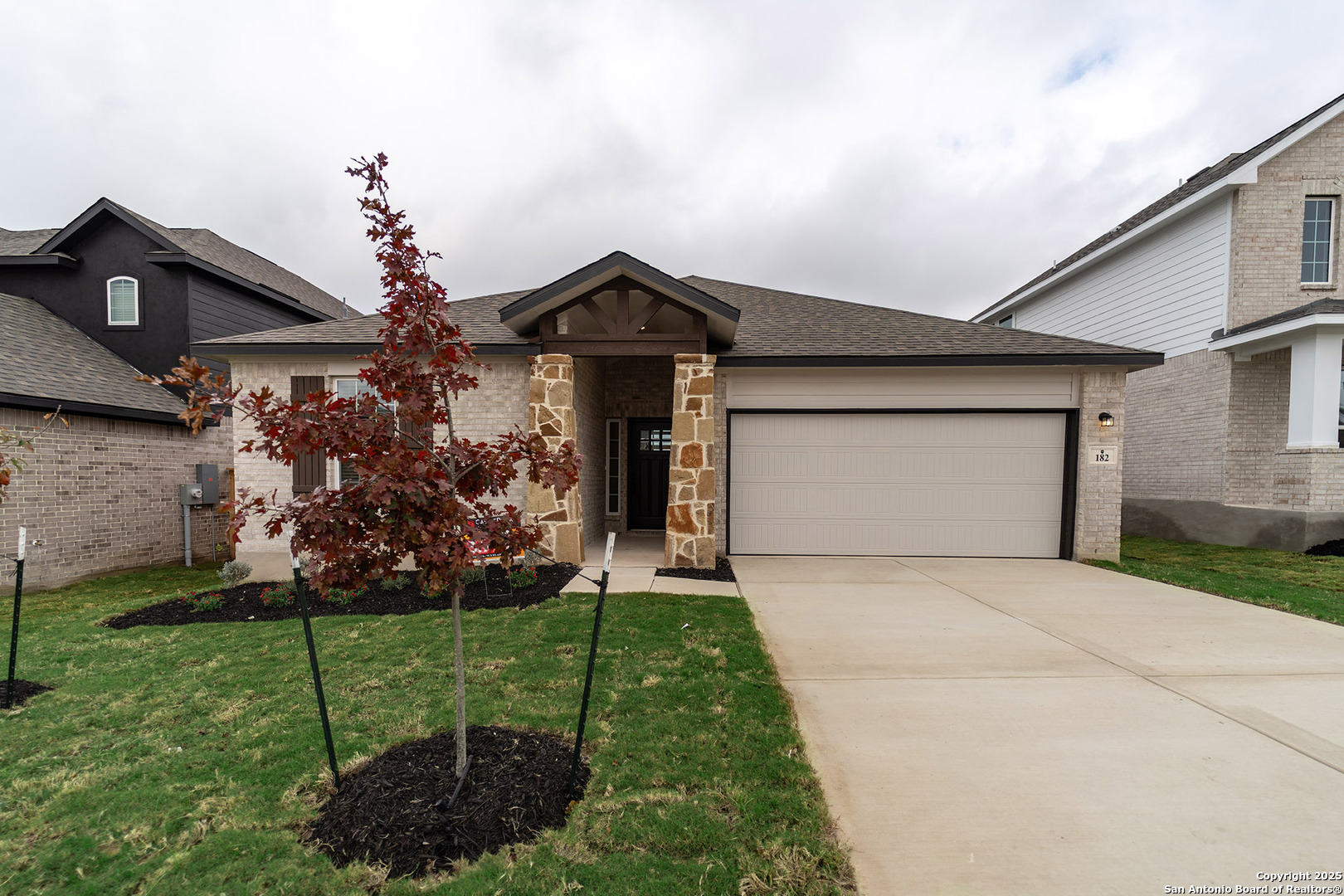 182 Ednie Lane Mico TX 78066