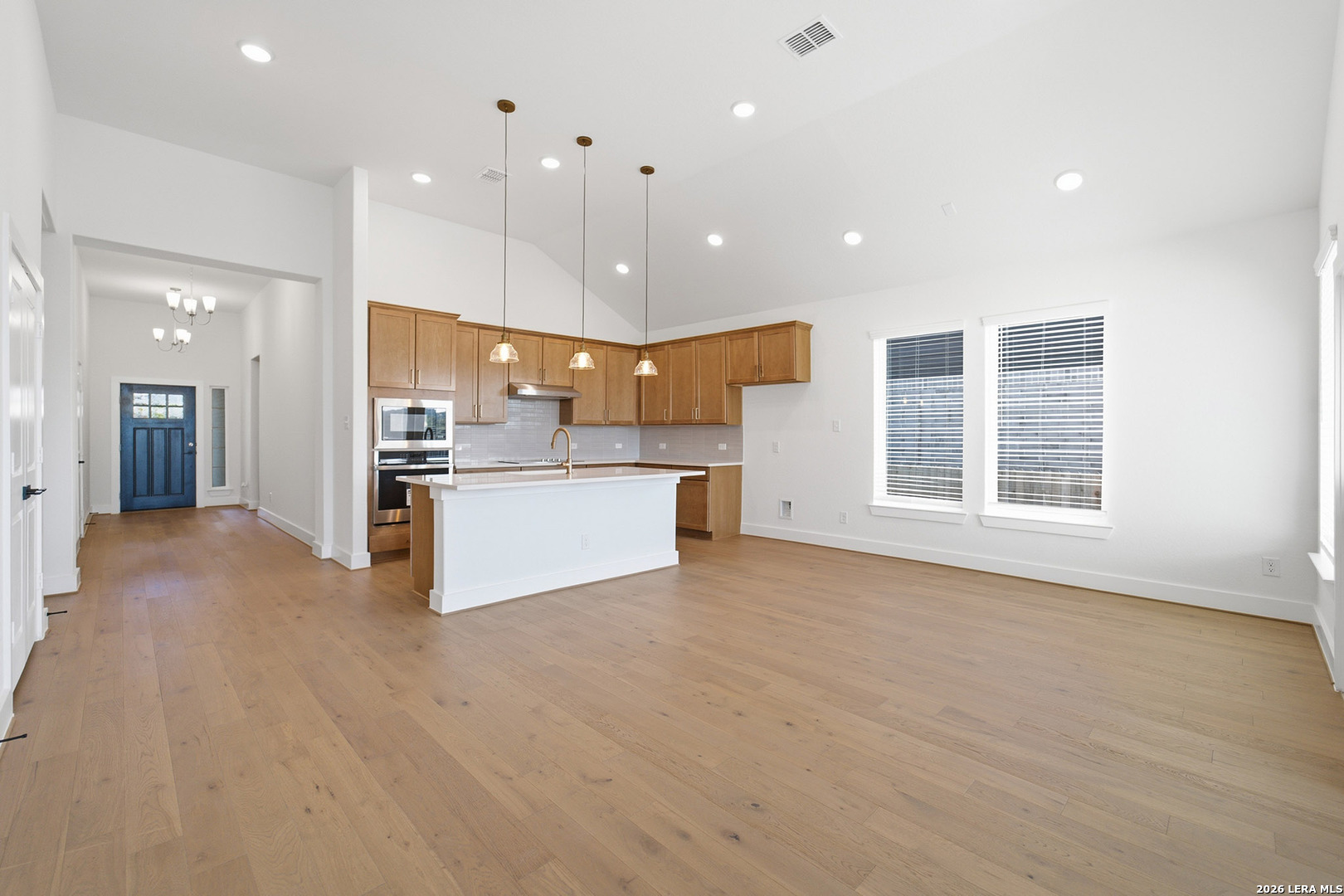 182 Ednie Lane Mico TX 78066