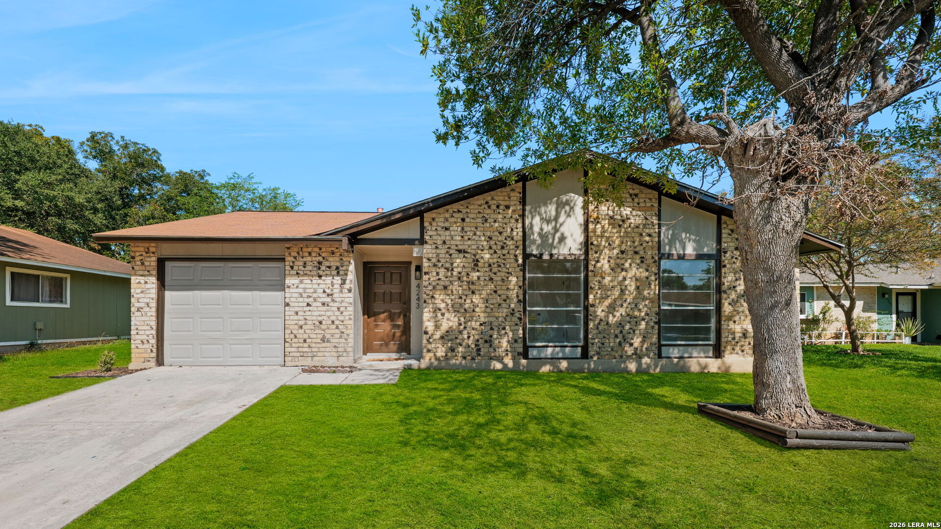 4243 Apple Tree San Antonio TX 78222